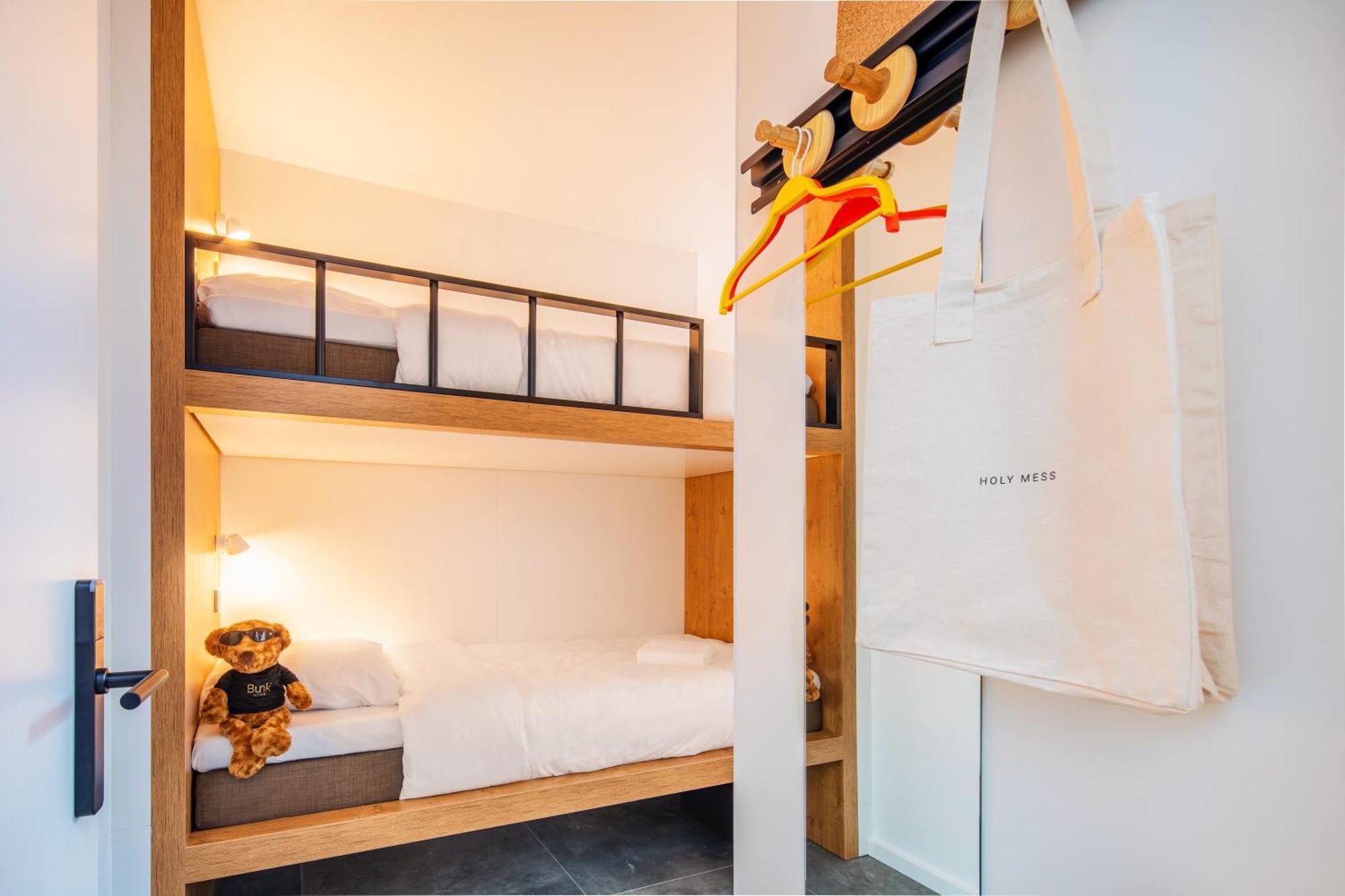 Bunk Hostel Amsterdam Exterior foto