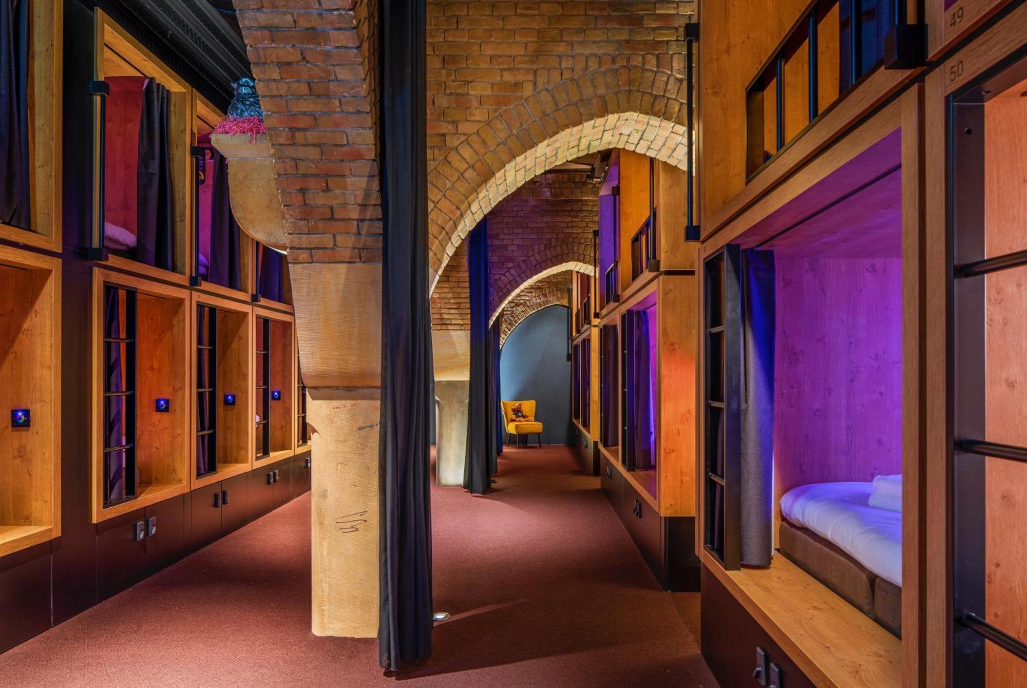 Bunk Hostel Amsterdam Exterior foto