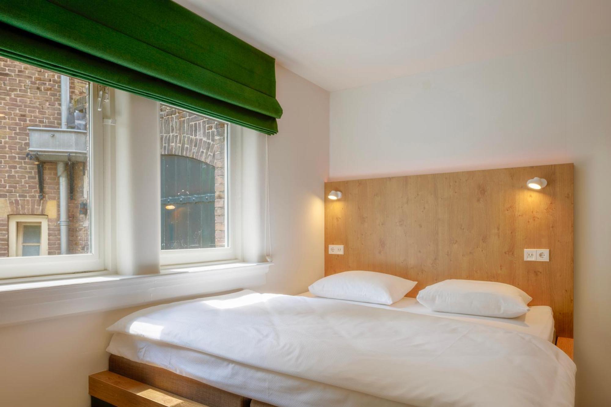 Bunk Hostel Amsterdam Exterior foto